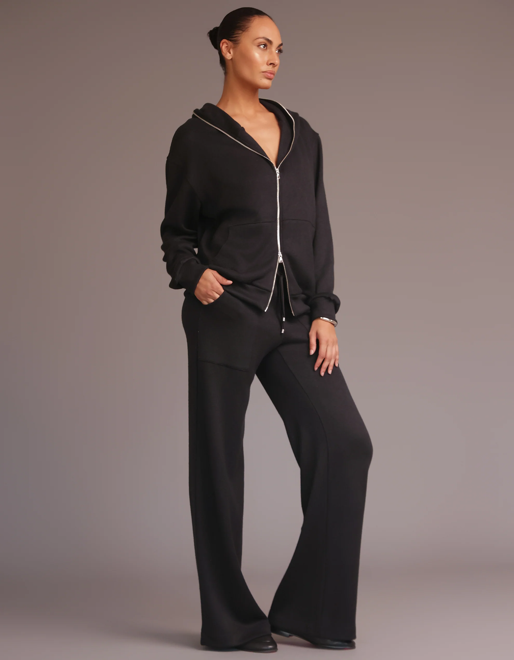 Plush Hoodie [BLACK] - Image 7