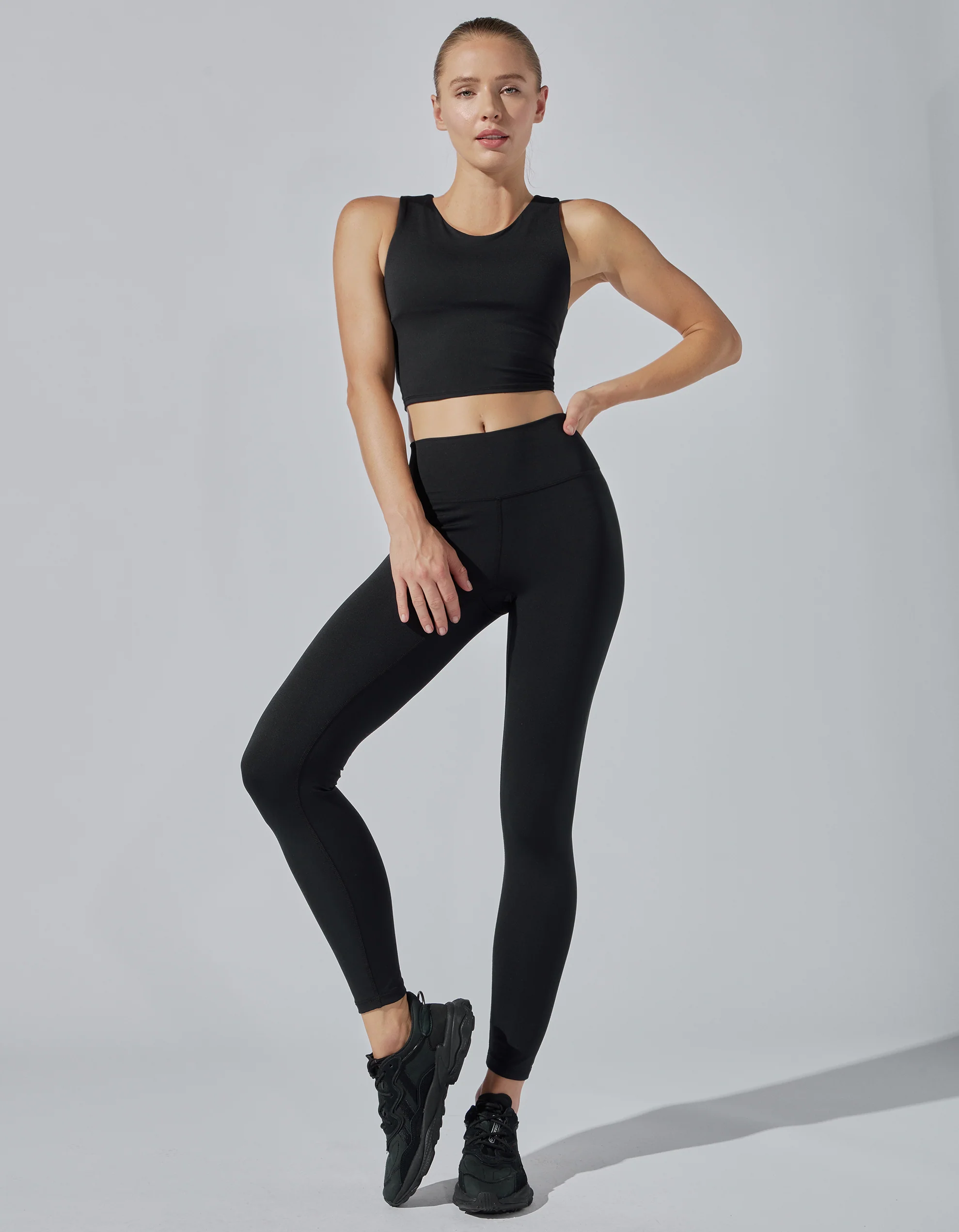 VITAL TANK [ Black ] - Image 3